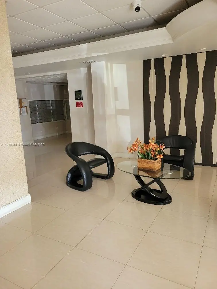 1833 S Ocean Dr #307, Hallandale Beach, FL 33009 - Image #3