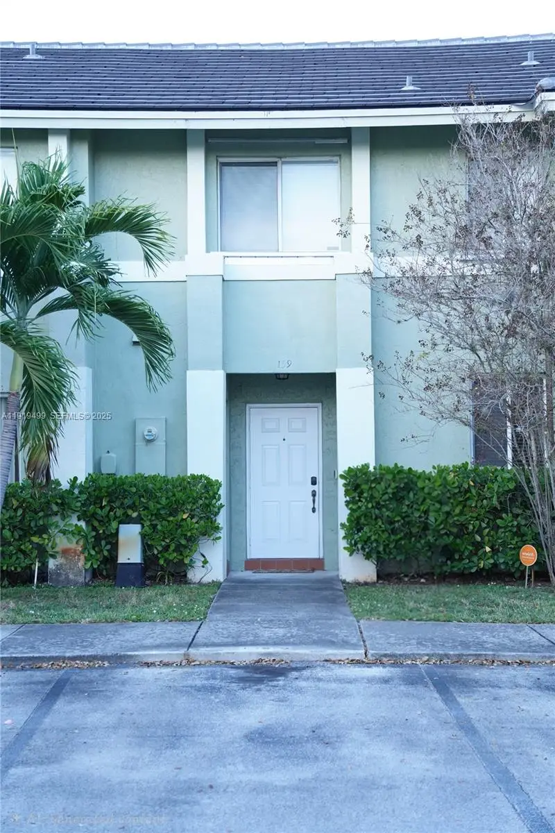 159 Hidden Ct Rd, Hollywood, FL 33023 - Image #1