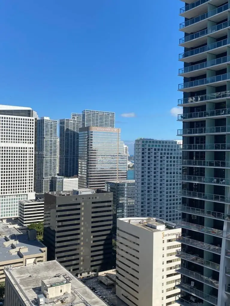 1000 Brickell Plz #3207, Miami, FL 33131 - Image #3