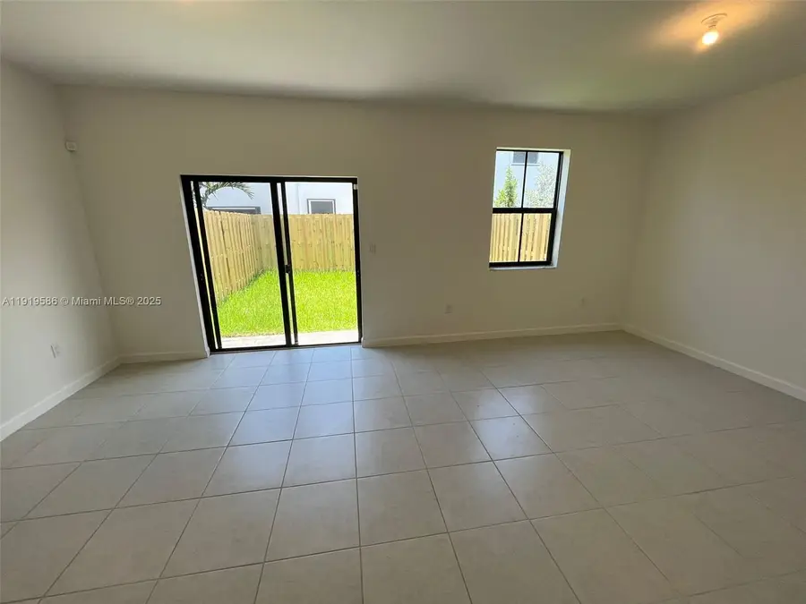 11912 SW 244th Ln, Homestead, FL 33032 - Image #3