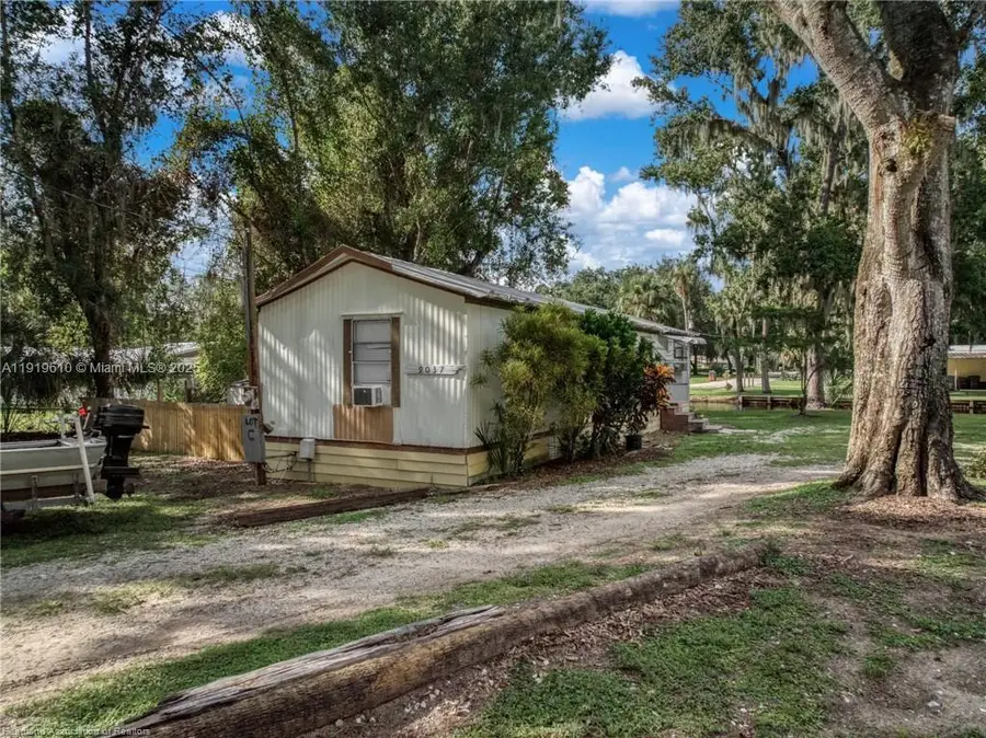 9035 Temple Drive, Lake Wales, FL 33898 - #2