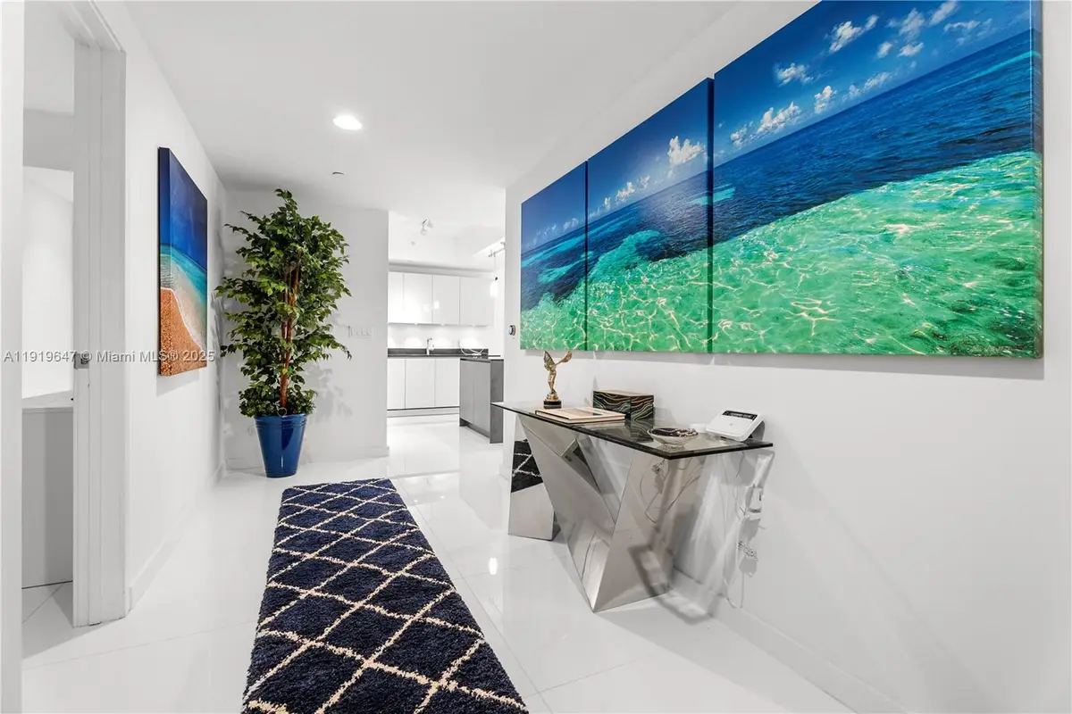 1010 Brickell Ave #4206, Miami, FL 33131 - Image #1