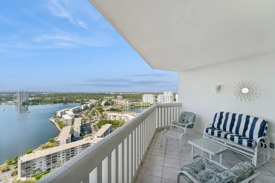 1000 W Island Blvd #2911, Aventura, FL 33160 - Image #3