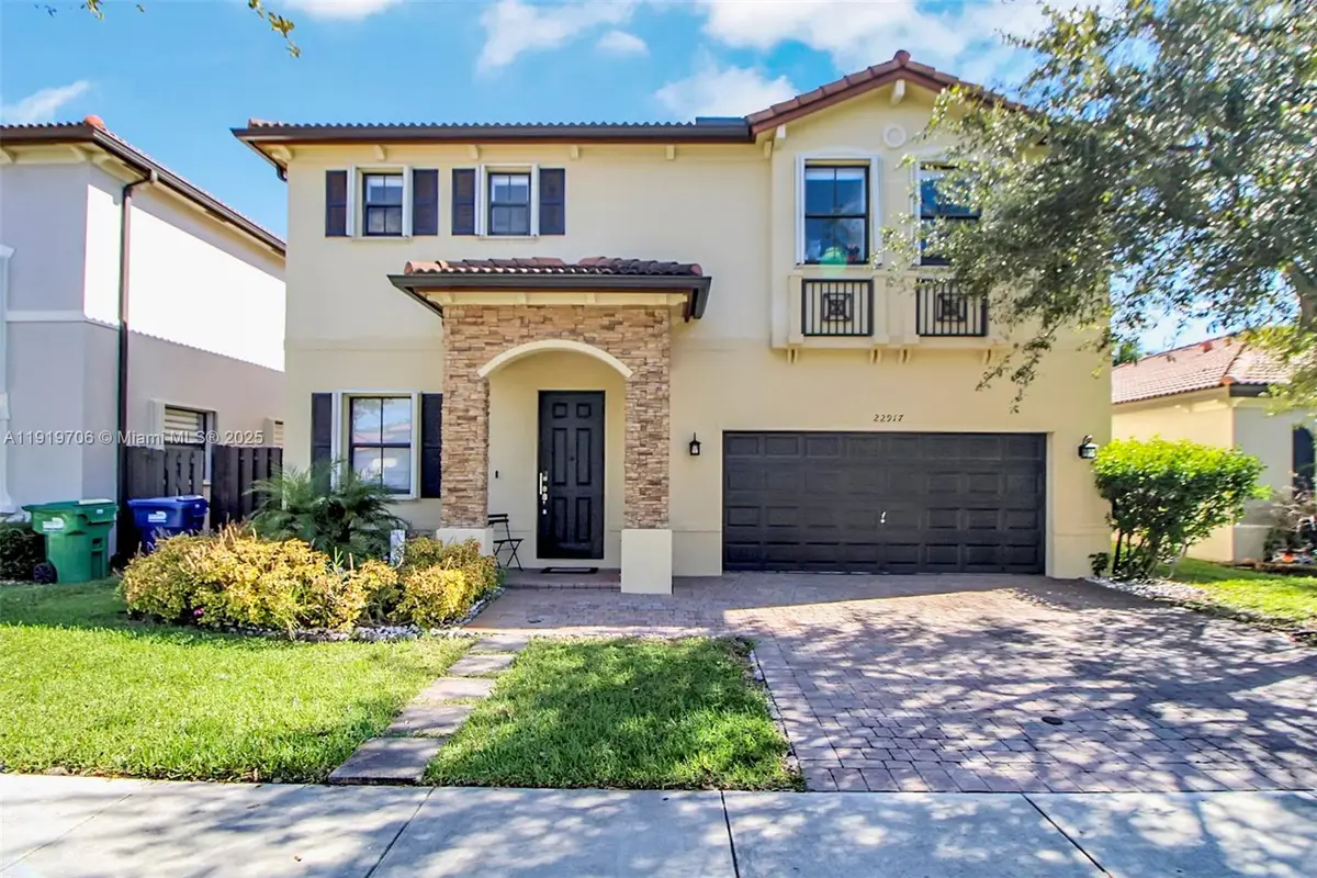 22917 SW 105th Ave, Cutler Bay, FL 33190 - Image #1