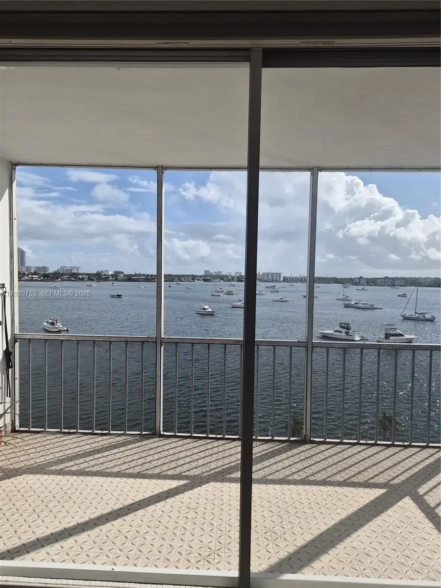 2910 Point East Dr #M610, Aventura, FL 33160 - Image #2