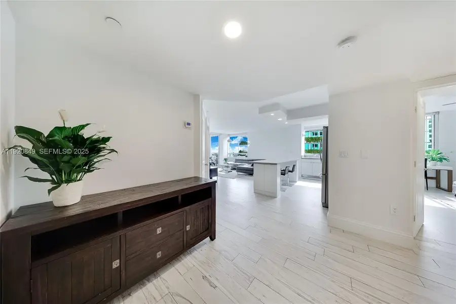 1330 West Ave #1414, Miami Beach, FL 33139 - Image #2