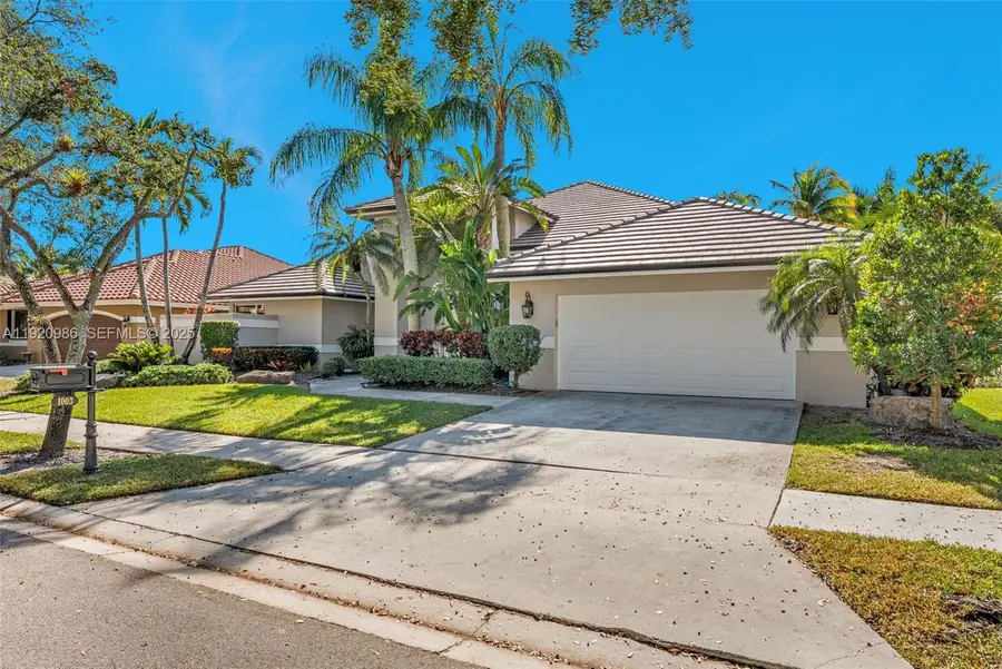 1003 Trailmore Ln, Weston, FL 33326 - Image #2
