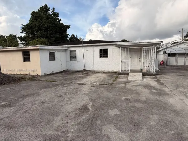 9285 NW 32nd Ct Rd, Miami, FL 33147