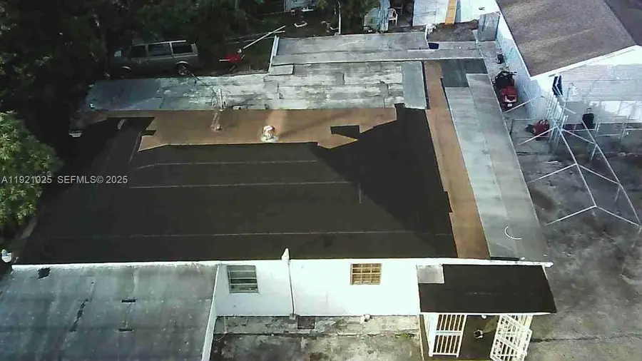 9285 NW 32nd Ct Rd, Miami, FL 33147 - Image #2