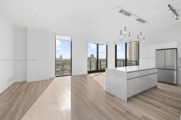 101 Diplomat Pkwy #911, Hallandale Beach, FL 33009