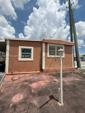 10601 NW 105, Medley, FL 33178 - Image #2
