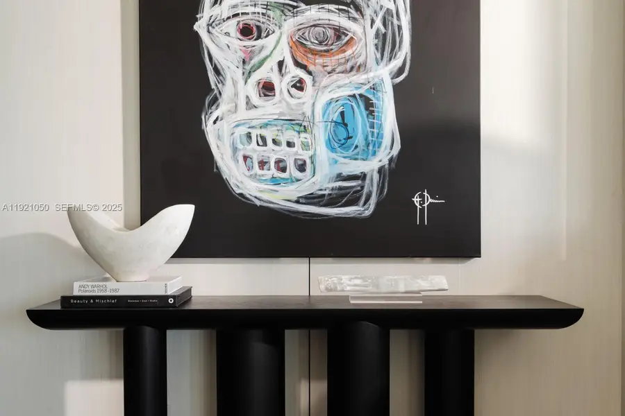 5875 Collins Ave #902, Miami Beach, FL 33140 - Image #3