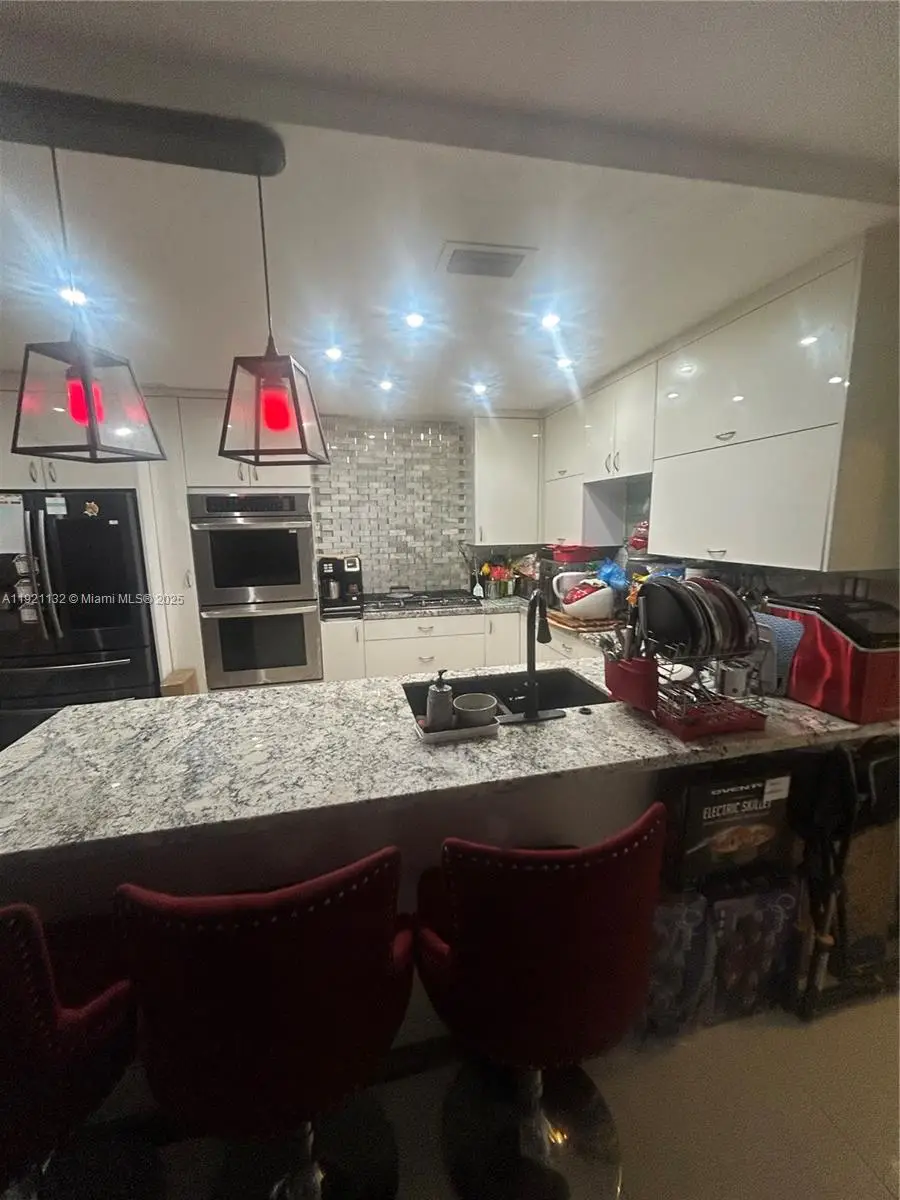 14015 NE 11th Ave, North Miami, FL 33161 - Image #1