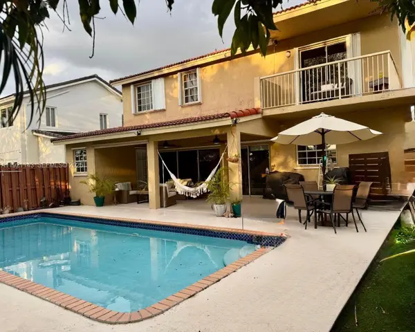 11150 SW 161st Pl, Miami, FL 33196