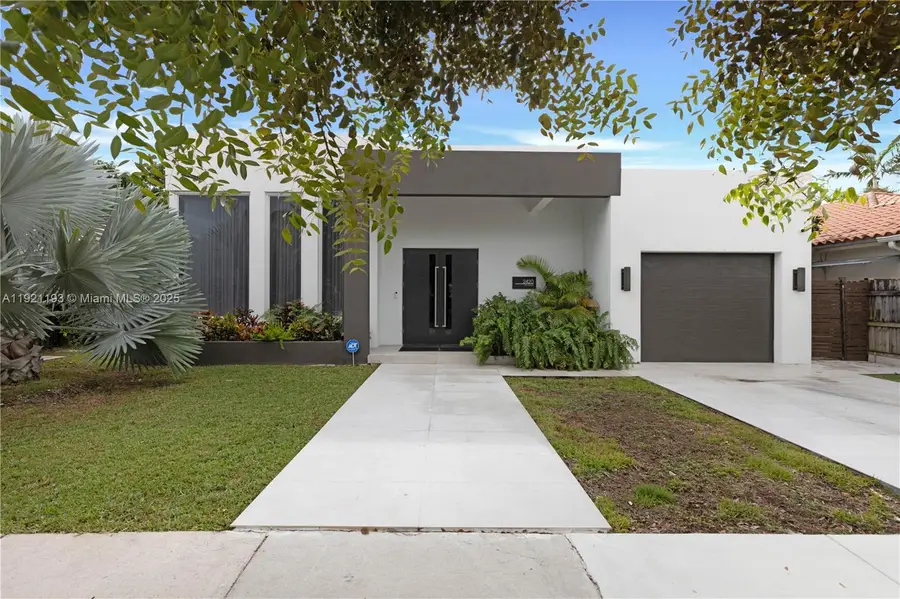 2420 SW 24th St, Miami, FL 33145 - Image #2