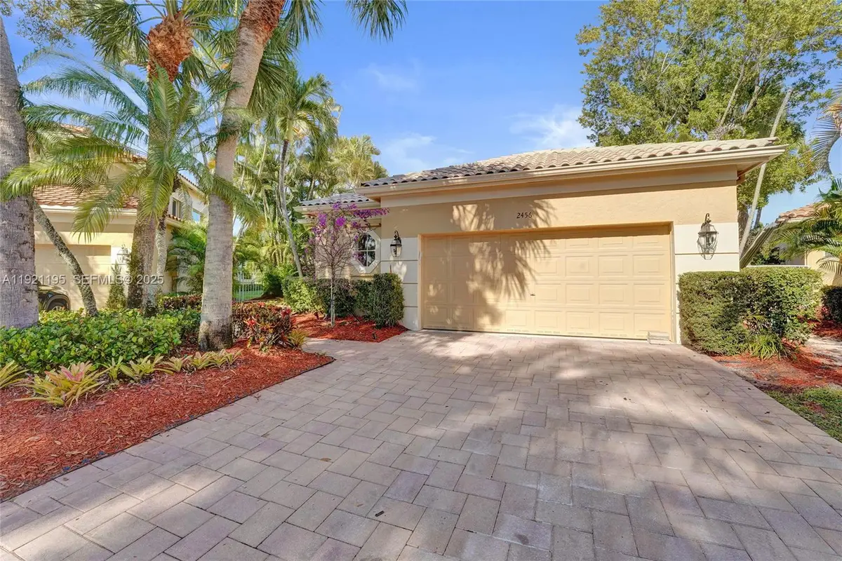 2456 Bay Isle Ct, Weston, FL 33327 - Image #1