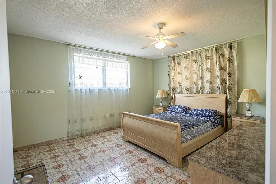 16790 NE 14th Ave #215, Miami, FL 33162 - Image #3