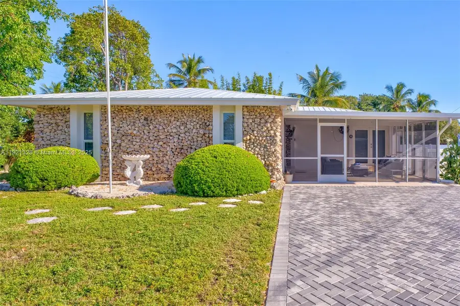 222 2nd Rd, Key Largo, FL 33037 - Image #2
