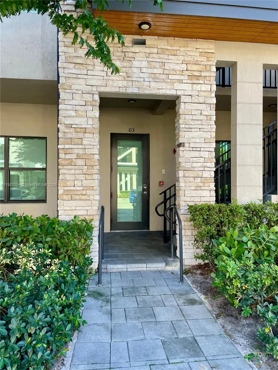 7805 NW 104th Ave #5, Doral, FL 33178 - Image #2