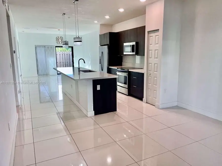 7805 NW 104th Ave #5, Doral, FL 33178 - Image #3