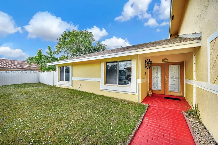 Address Withheld By Seller, Lauderhill, FL 33319 - Image #3