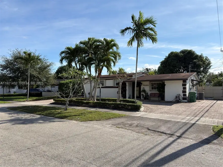 7880 SW 14th Ter, Miami, FL 33144 - Image #2