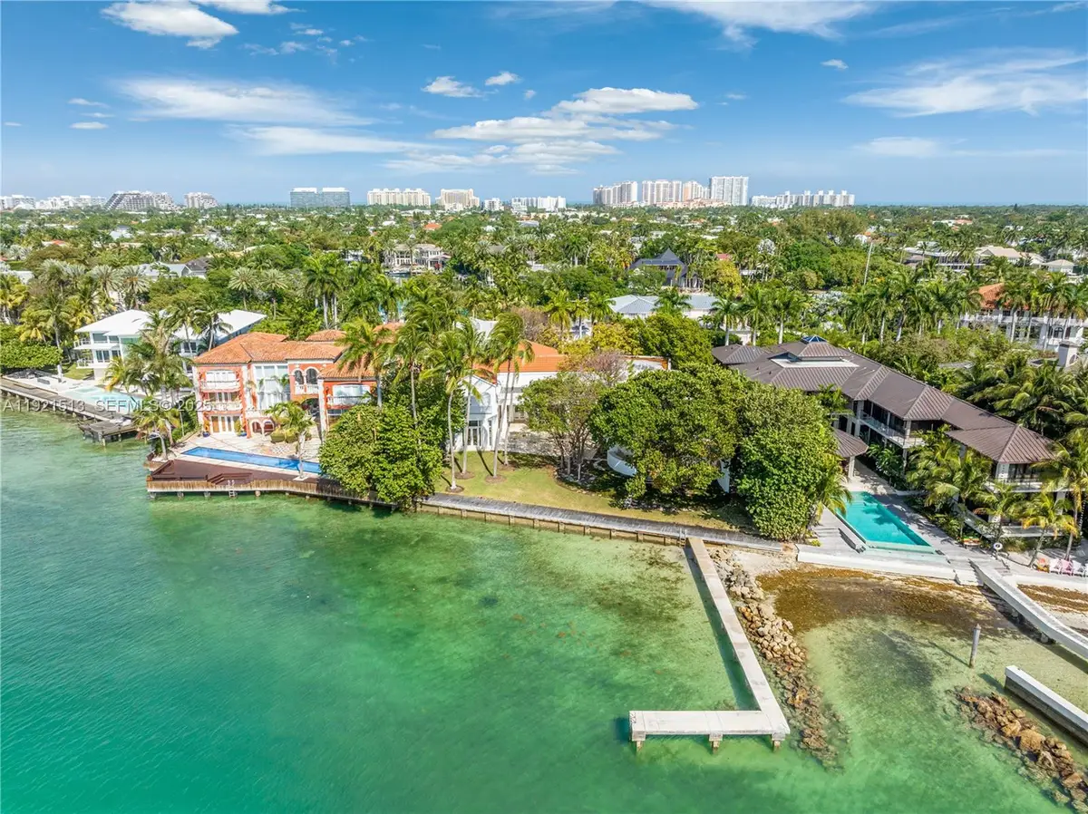 5 Harbor Pt, Key Biscayne, FL 33149 - Image #1