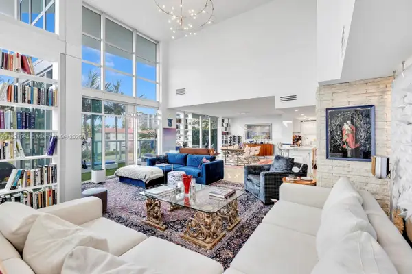 3131 NE 188th St #2-301, Aventura, FL 33180