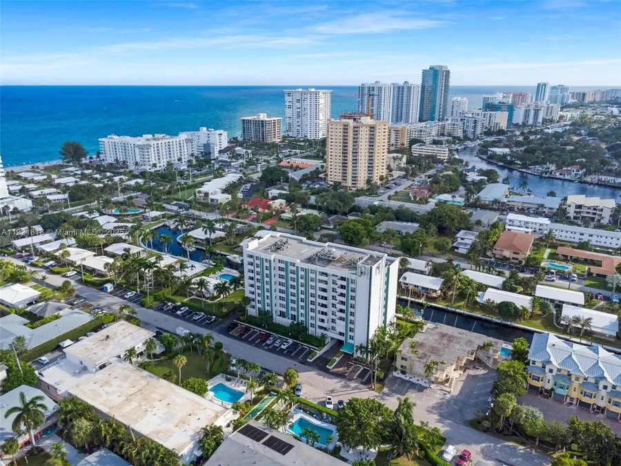 3210 SE 10th St #4D, Pompano Beach, FL 33062 - Image #2