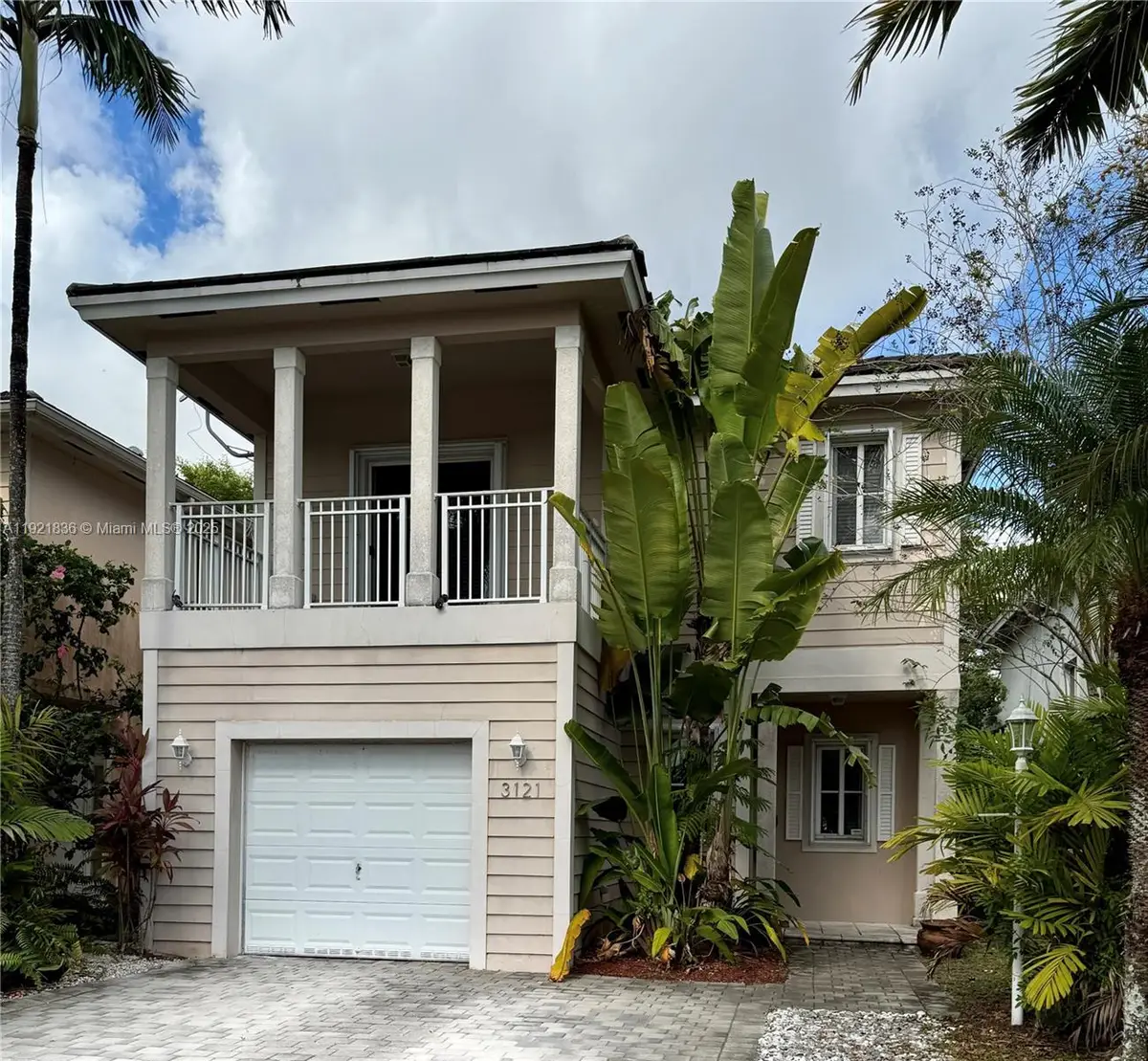 3121 SE 2nd Dr, Homestead, FL 33033 - Image #1