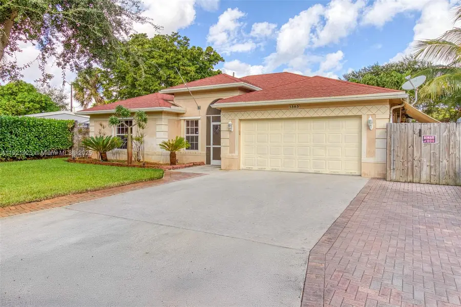 1383 NE 27th St, Pompano Beach, FL 33064 - Image #2