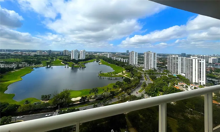 20191 E Country Club Dr #2601, Aventura, FL 33180 - Image #2