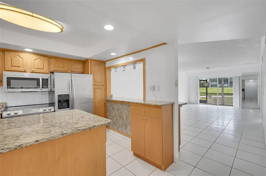 8940 S Hollybrook Blvd #109, Pembroke Pines, FL 33025 - Image #3