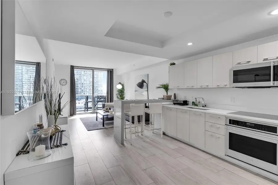 55 SW 9th St #1705, Miami, FL 33130 - Image #3