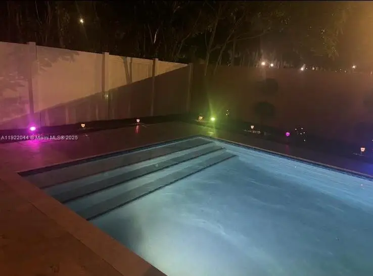 16918 SW 16th St, Pembroke Pines, FL 33027 - Image #1