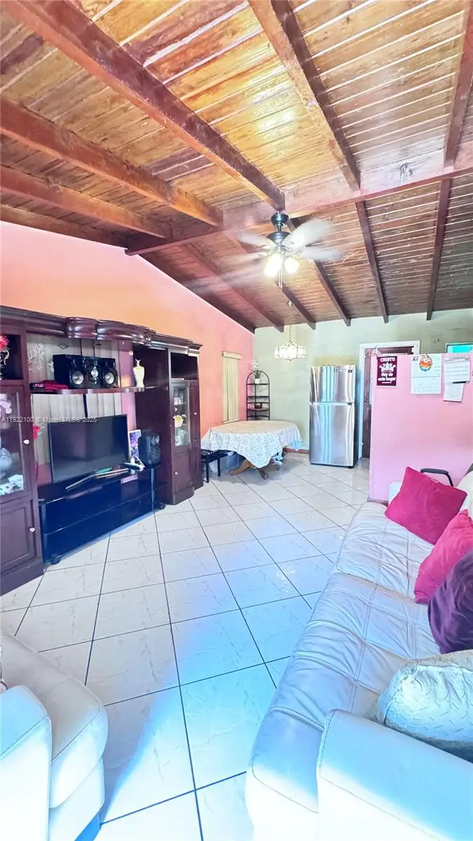 3135 NW 86th St, Miami, FL 33147 - Image #3