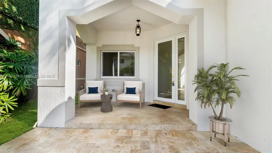 3559 Forest View Cir, Dania Beach, FL 33312 - Image #2