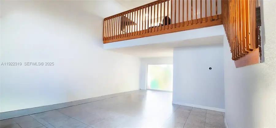 1308 SW 181st Ave, Pembroke Pines, FL 33029 - Image #3