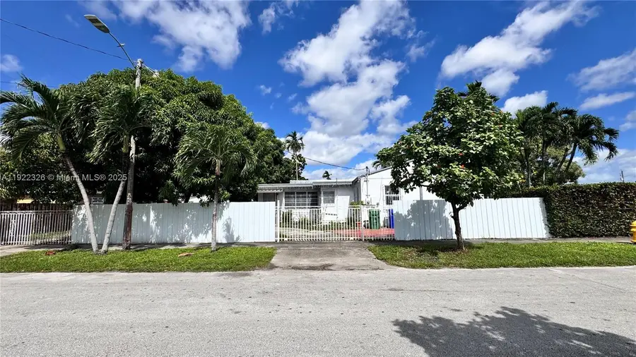 1600 NW 36th Ave, Miami, FL 33125 - Image #3
