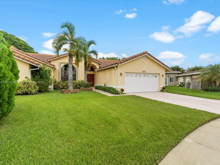 16621 Royal Poinciana Ct, Weston, FL 33326 - Image #3