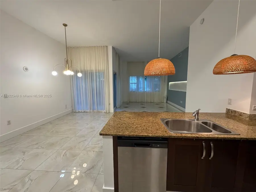 20000 E Country Club Dr #104, Aventura, FL 33180 - Image #3