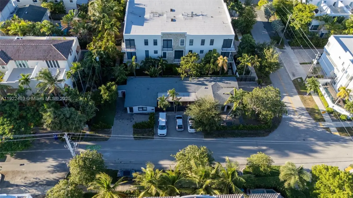 1615 NE 9th St, Fort Lauderdale, FL 33304 - Image #1