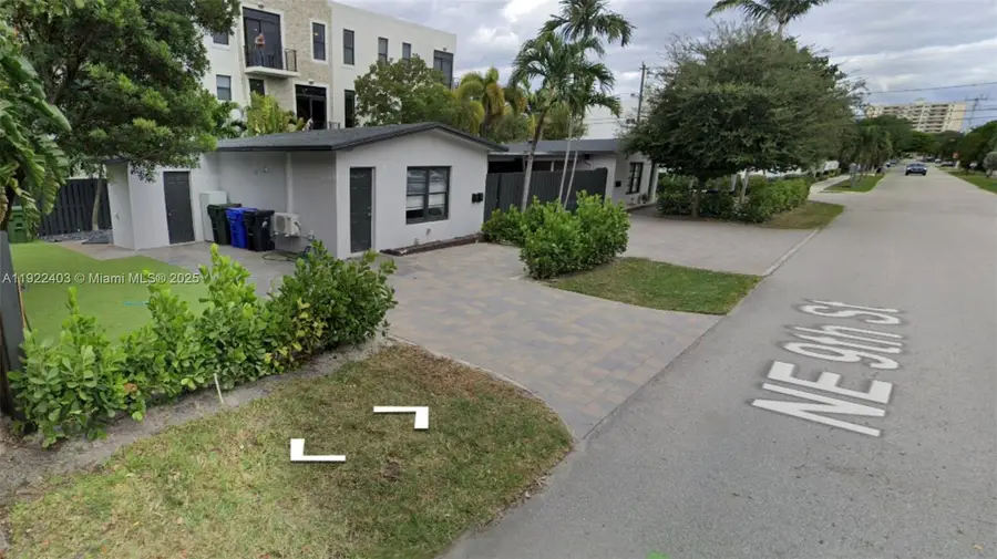 1615 NE 9th St, Fort Lauderdale, FL 33304 - Image #3