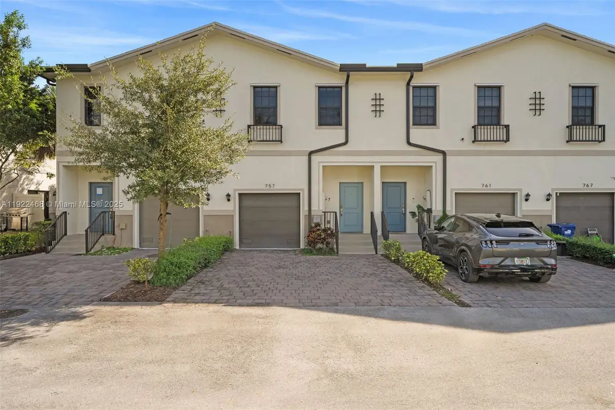 757 SW 11th St, Florida City, FL 33034 - Image #1