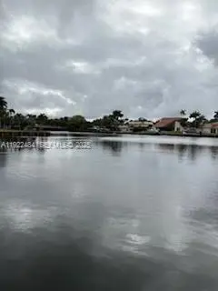 2101 Atlantic Shores Blvd #412, Hallandale Beach, FL 33009