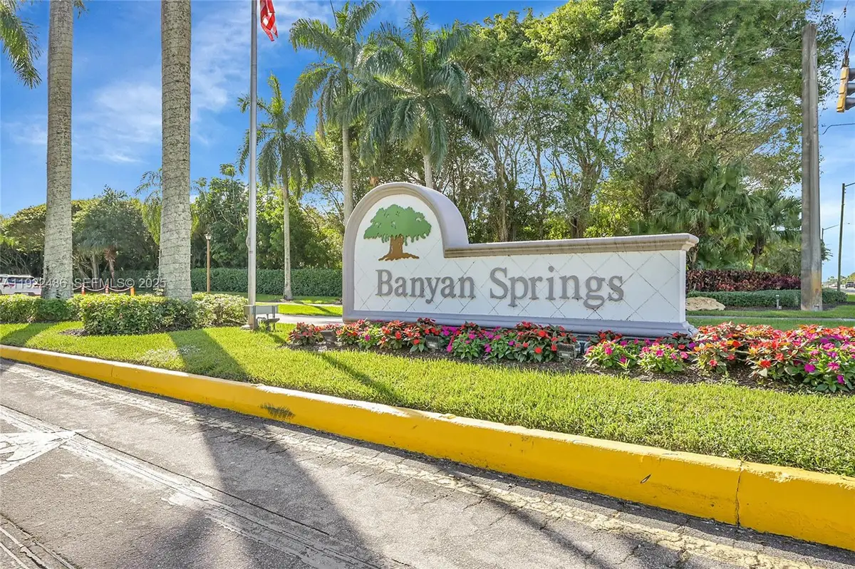 10187 Mangrove Dr #201, Boynton Beach, FL 33437 - Image #1