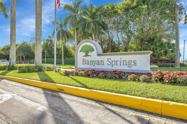 10187 Mangrove Dr #201, Boynton Beach, FL 33437
