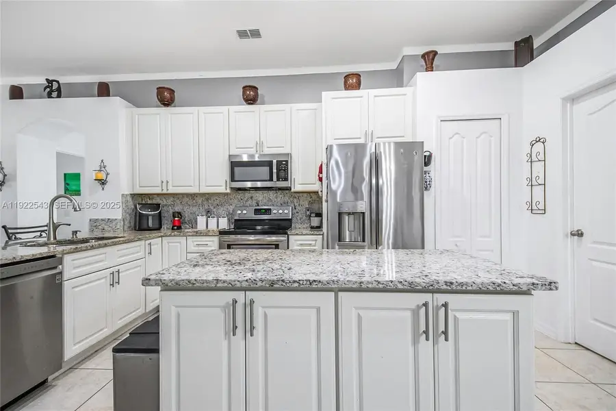 2625 Eagle Cliff Dr, Kissimmee, FL 34746 - #2