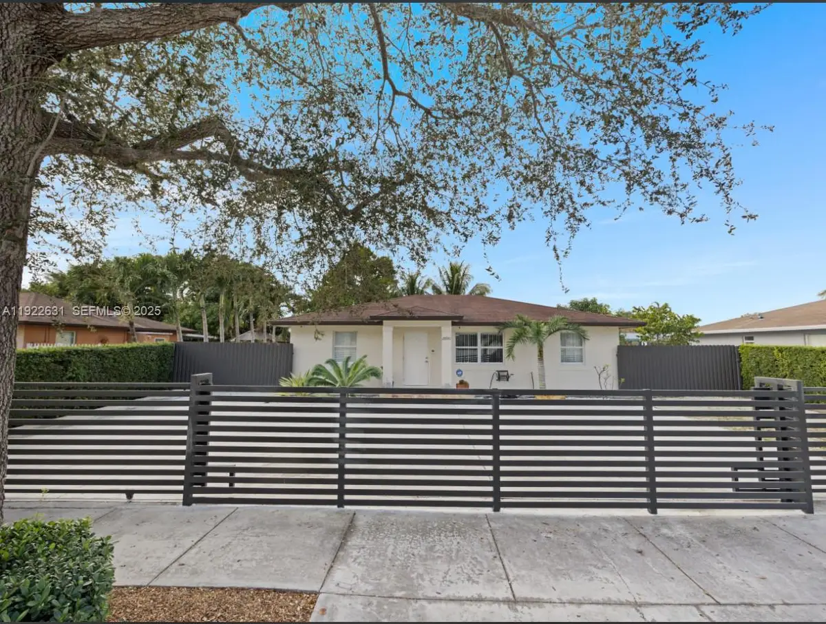 29330 SW 143rd Ave, Homestead, FL 33033 - Image #1