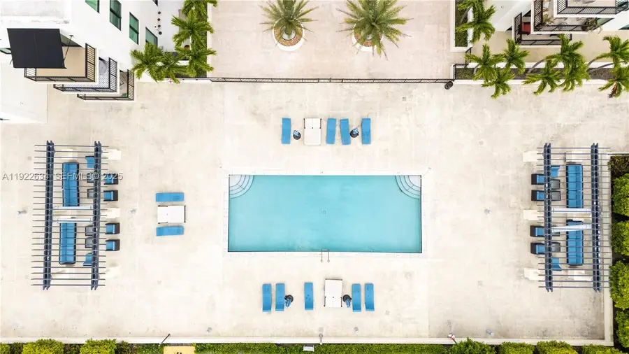 1300 Ponce De Leon Blvd #808, Coral Gables, FL 33134 - Image #3